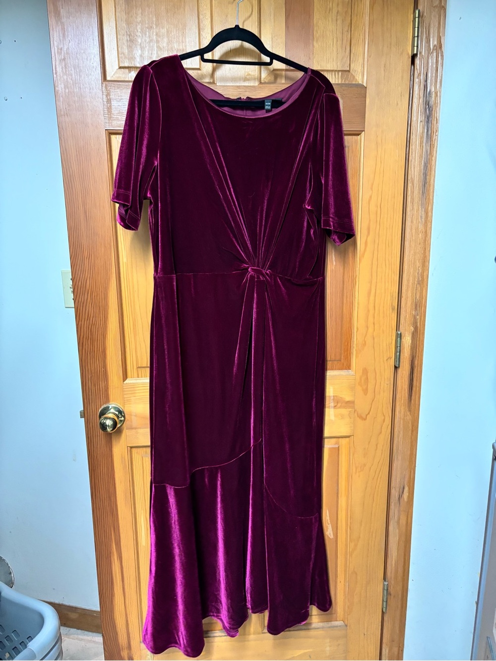 Lane Bryant Velvet Twist-Front Maxi Dress in Burgundy/Maroon-NWT 18/20